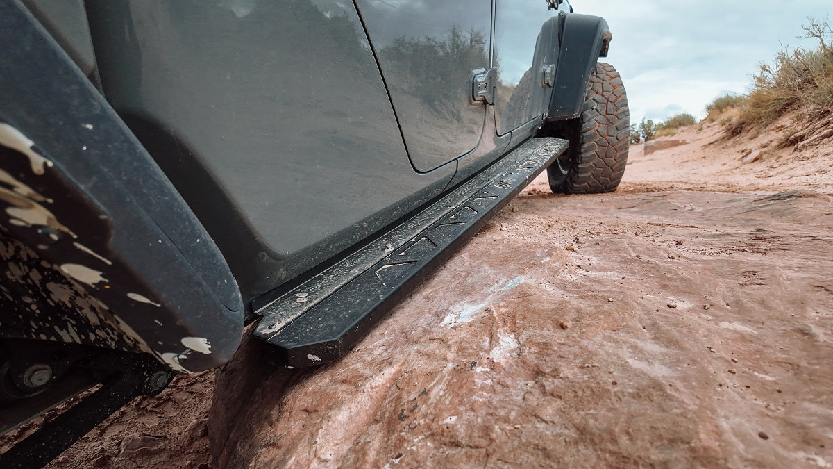 מדרגות ומיגוני סף