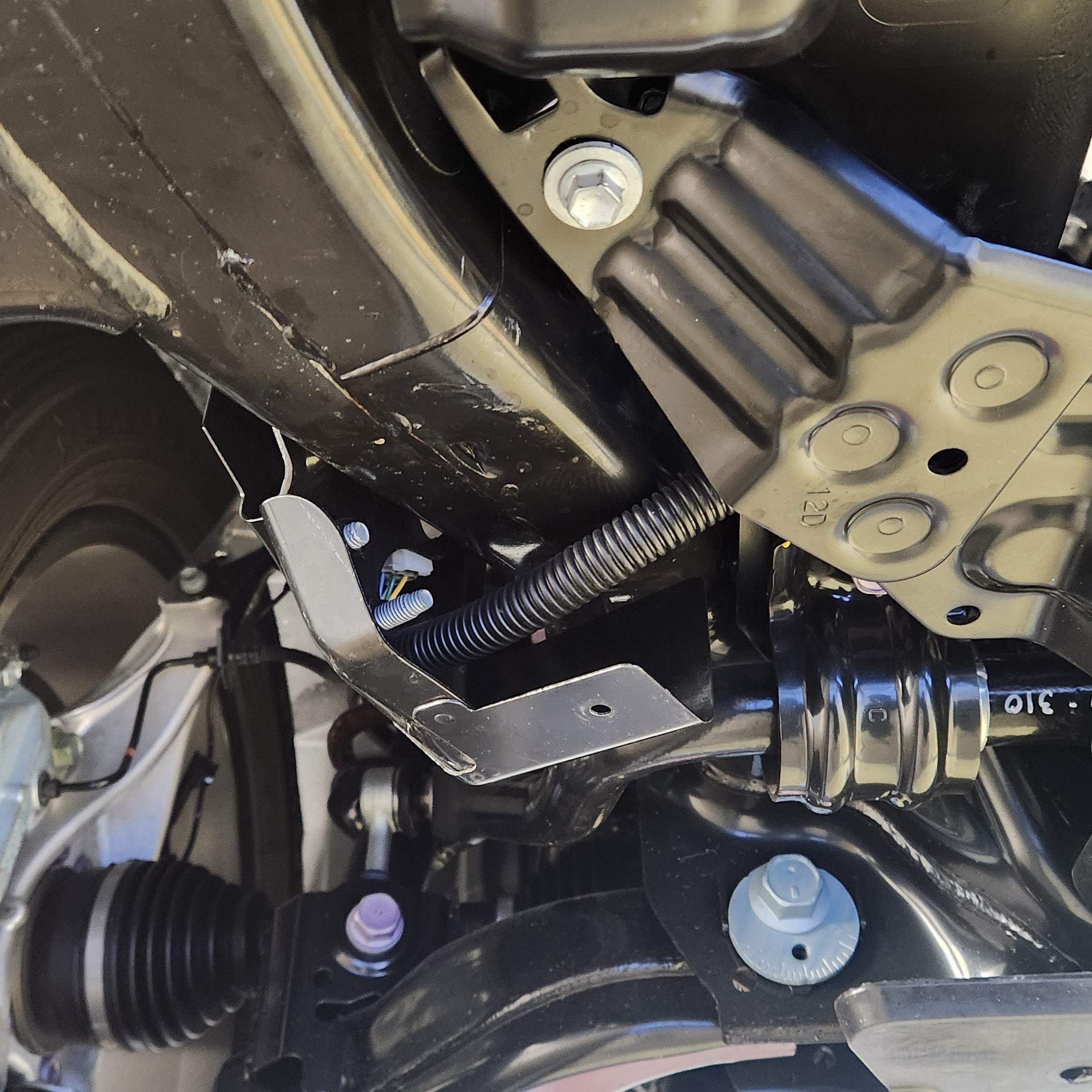 מיגון צמת מוט מייצב | טויוטה לנדקרוזר 250 דיזל סהרה ו-Fist Edition