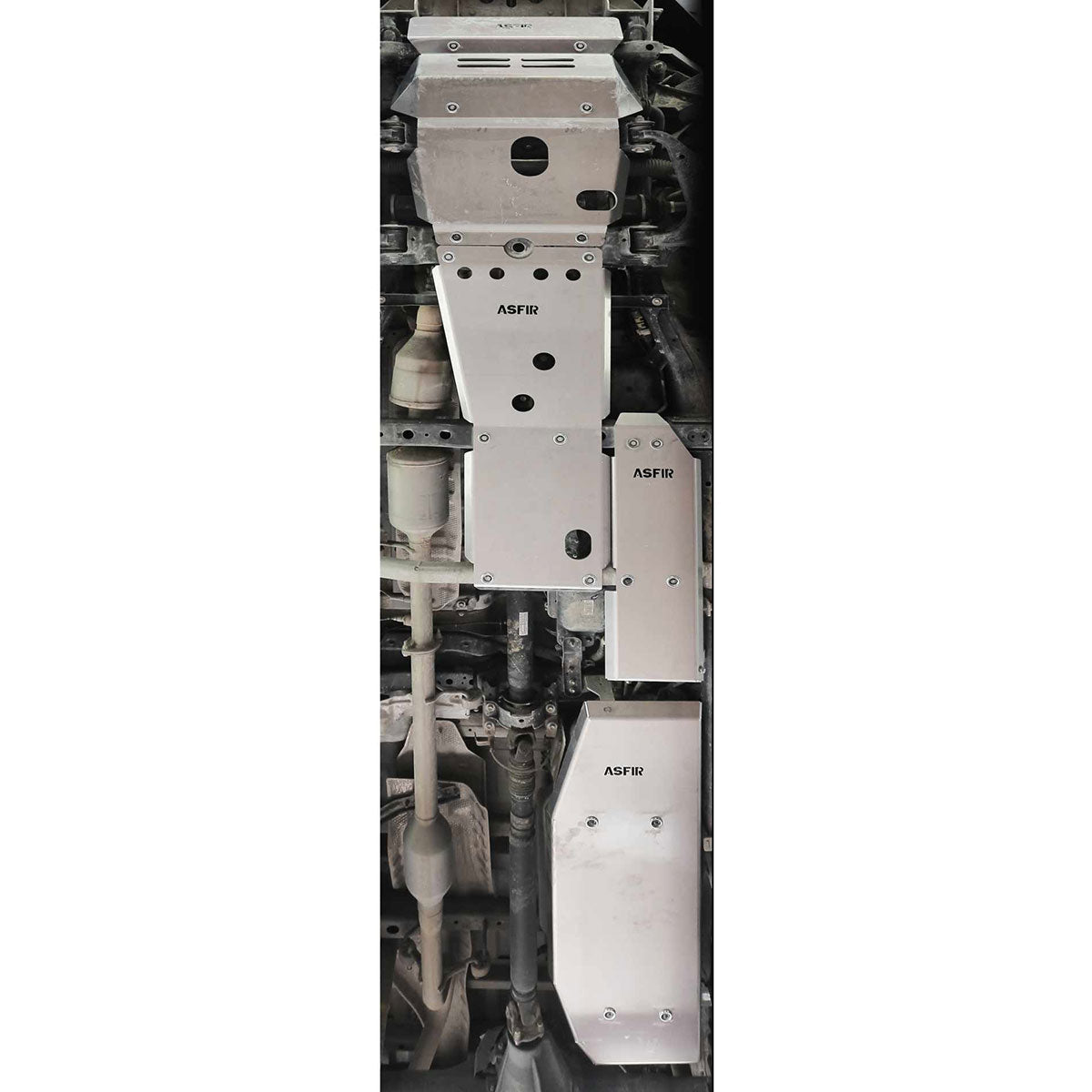 חבילת 4 מיגונים מלאה | היילקס 4X4 עם מיכל אוריאה