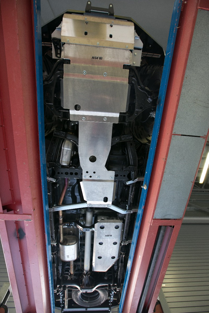 מיגון גחון | נבארה NP300 דאבל קבינה