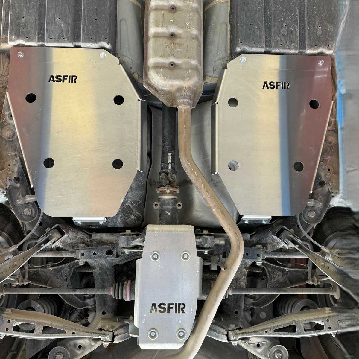 מיגון מיכל דלק 2 חלקים | סובארו פורסטר / XV