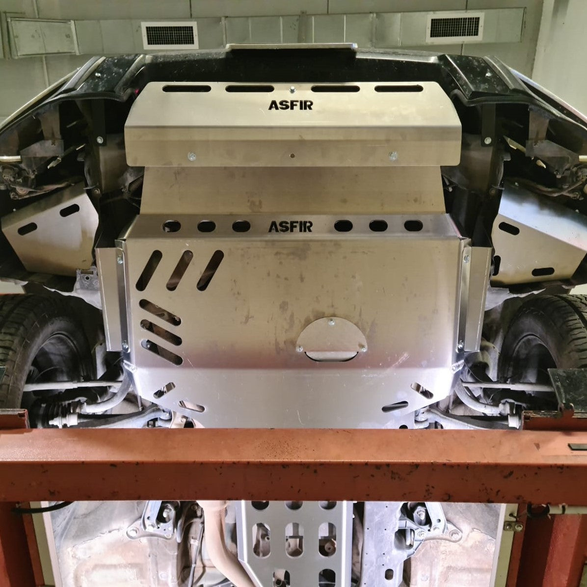 חיתוך פגוש (לרכב עם מיגון אספיר) + השלמת מיגון | סובארו פורסטר