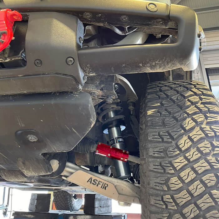 ערכת בולמים BILSTEIN 6100 | פורד ברונקו | Badlands/Wildtrak | עם כננת